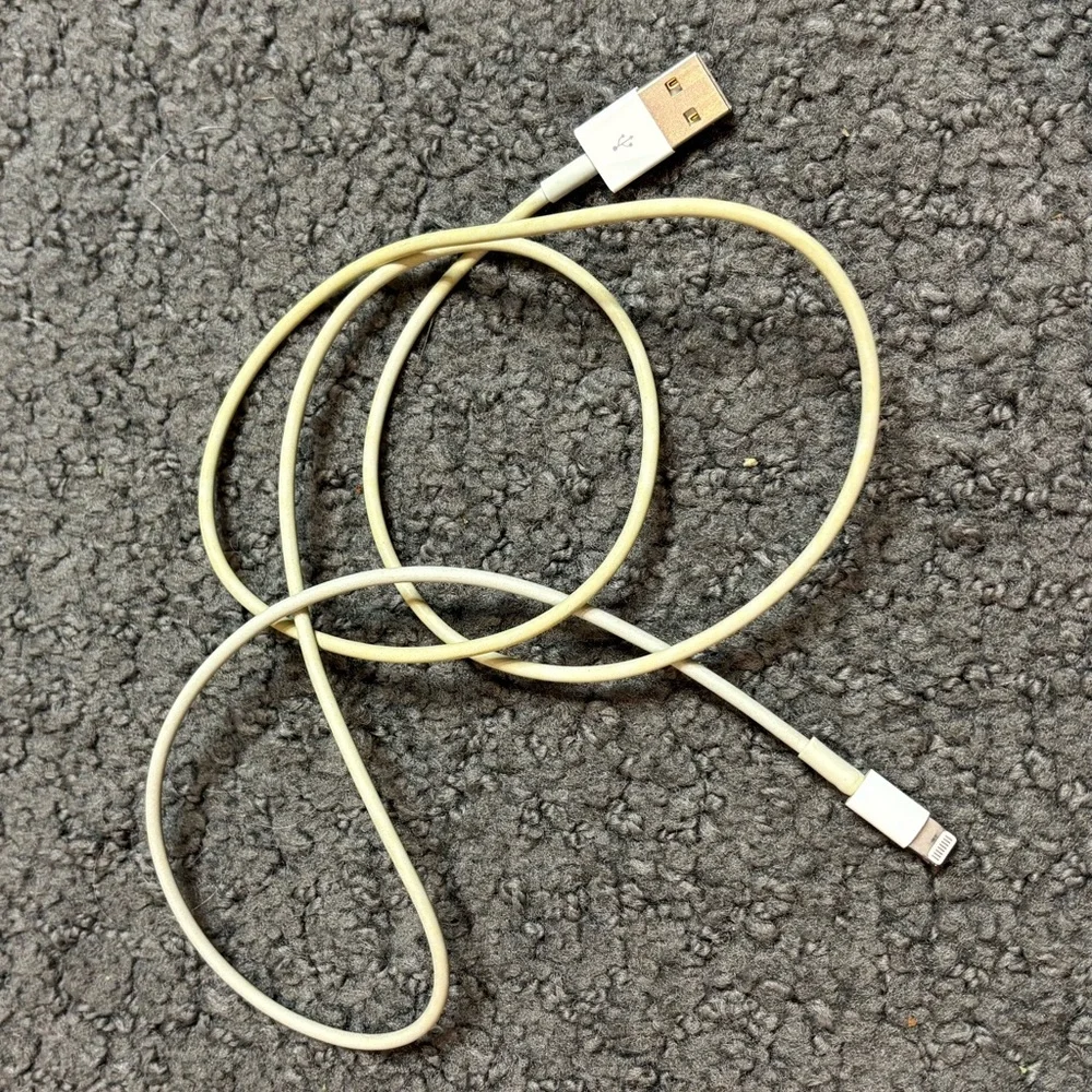Genuine OEM Apple iPhone Lightning to USB Cable Charger Cord Original